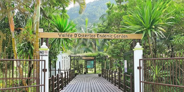 Vallee dosterlog (1)